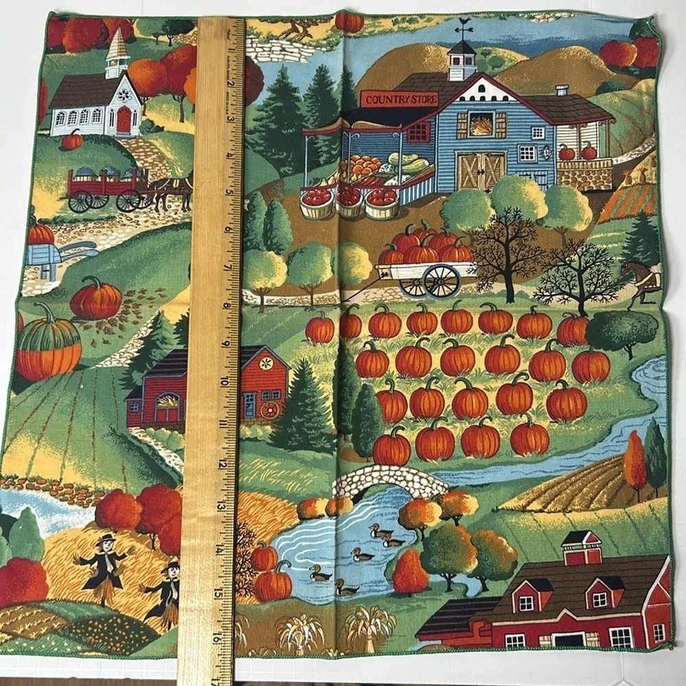 Autumn Farmhouse Themed Napkins Set of 4